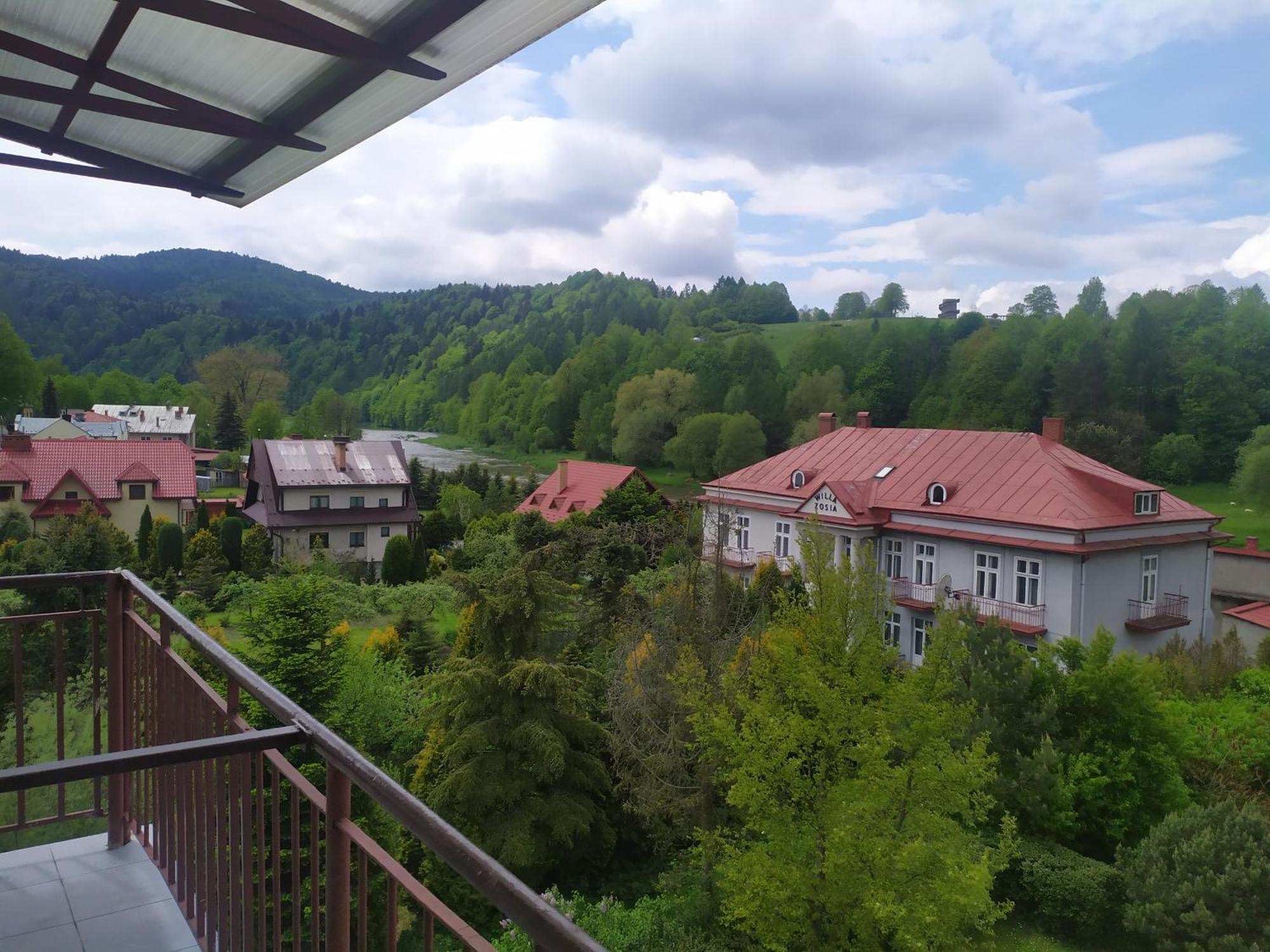 Hotel Osrodek Wczasowy Krasniczanka à Muszyna Extérieur photo
